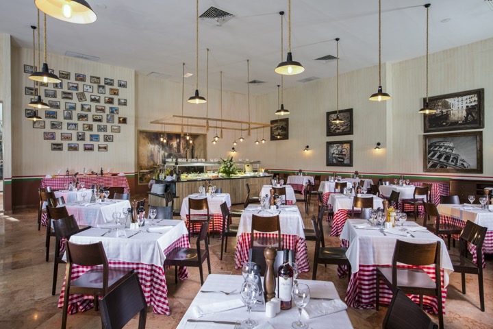 Cover image of a sample of the restaurant Dos Lunas Trattoria Restaurant Cover image of a sample of the restaurant Dos Lunas Trattoria Restaurant