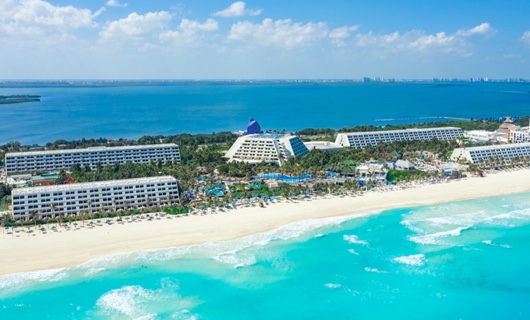 Vista de hotel Grand Oasis Cancun