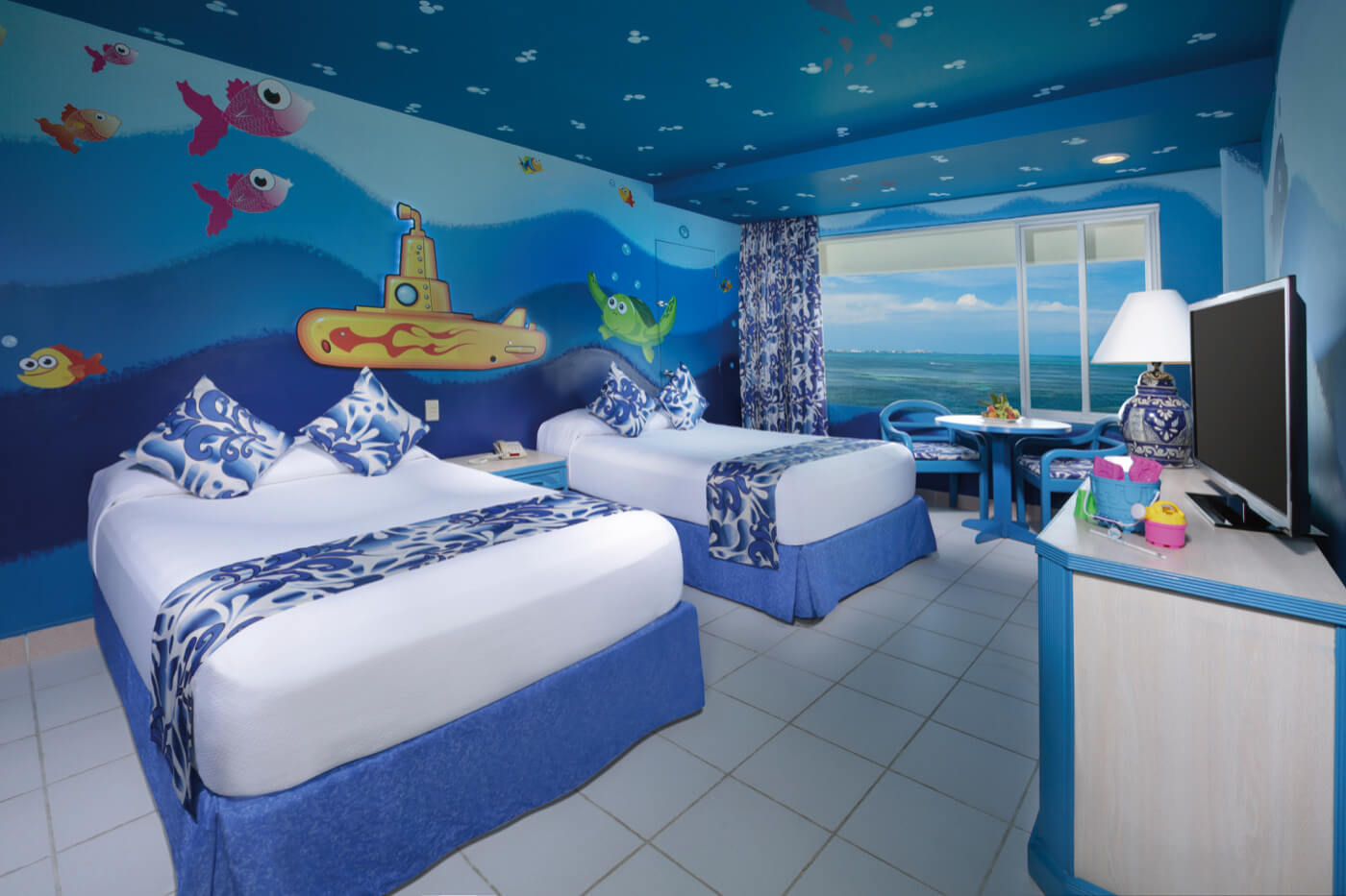Habitación Vista al Mar con cama King Size en Hotel Grand Oasis Palm