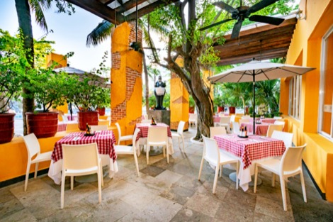 Imágen portada muestra de restaurante Dos lunas